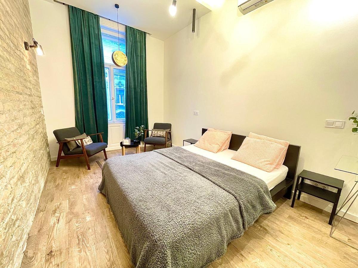 Dream Romance Residency - Finnish Sauna Budapest Eksteriør bilde